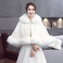 Mantello scialle da sposa mantello caldo imbottito in pelliccia sintetica - Pagina 1