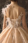 Abito da sposa decorato Pizzo Overlay Pizzo Piume Senza Maniche Allacciato - Pagina 6