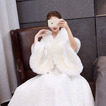 Mantello da sposa di grandi dimensioni scialle caldo da sposa in pelliccia sintetica