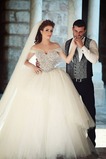 Abito da sposa Gonna lunga Naturale Ball Gown Tulle Illusione maniche