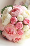 Bouquet di fiori a mano semplice diamante perla atmosferica una matrona d'onore