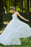 Abito da sposa all'aperto Bow accentati Primavera Oscillare Schiena Nuda