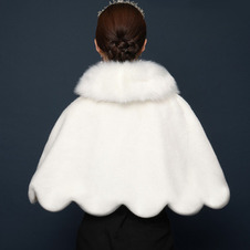 Mantello caldo dello scialle della pelliccia di volpe dello scialle della sposa di autunno e di inverno