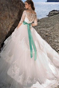 Abito da sposa Alta Coperta Ball Gown Chiesa Collare di spalla Carta