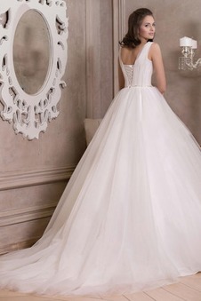 Abito da sposa Quadrato Ball Gown Naturale tradizionali Allacciato