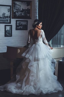 Abito da sposa Pizzo Naturale Treno di spazzata Spiaggia Fuori dalla spalla