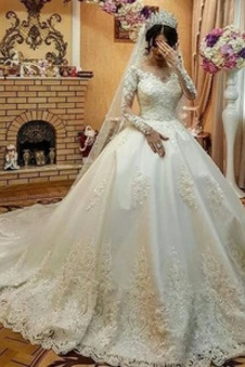 Abito da sposa Profondo scollo a v Chiesa Cerniera a linea Lace Coperta