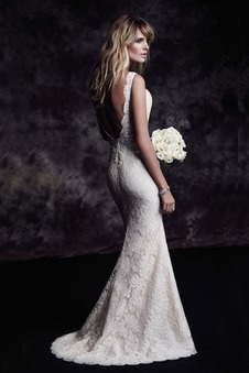 Abito da sposa Pizzo Sirena in pizzo V-Scollo unbacked Naturale