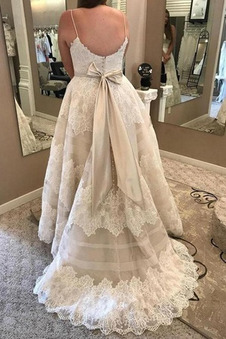 Abito da sposa Pizzo Overlay A Terra Chiesa Pizzo Senza Maniche Clessidra