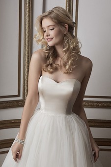 Abito da sposa Sotto Ginocchio Bottone Ball Gown Estate Raso Cuore