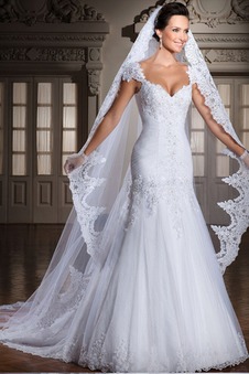 Abito da sposa Pizzo Applique Cuore Bassa eleganza Allacciato