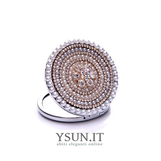 Grado superiore cerchio croce metallo intarsiato diamante ornamento piccolo annuncio - Pagina 1