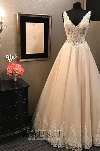 Abito da sposa Applique Cerniera V-Scollo Tulle Corpo a pera Treno di spazzata - Pagina 1