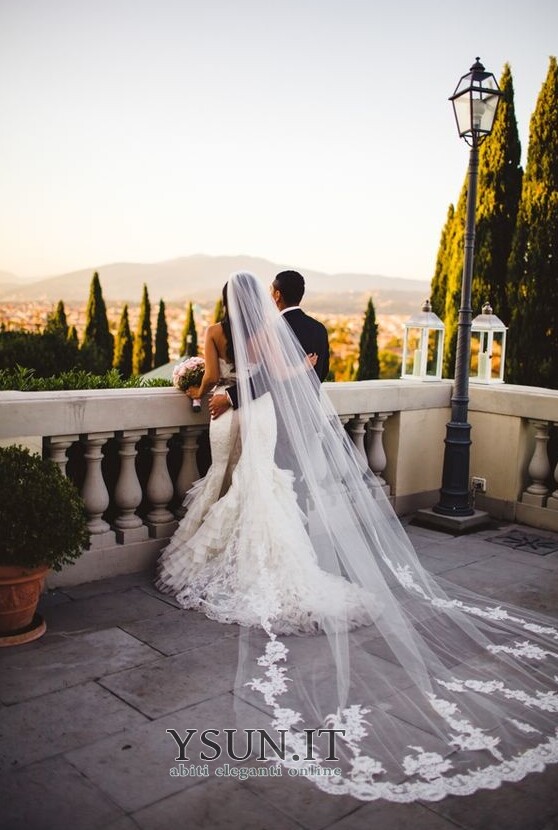 Velo da sposa Lungo Pizzo francese Inverno Chiesa Con il pettine